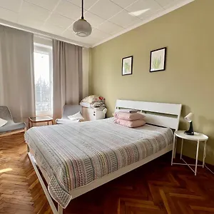Apartment La Gare, Warna