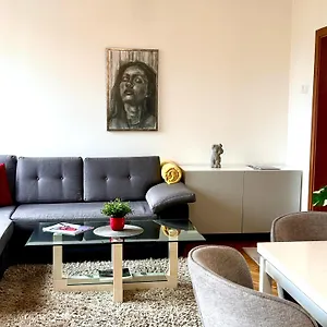 Apartment Dolce Casa, Warna